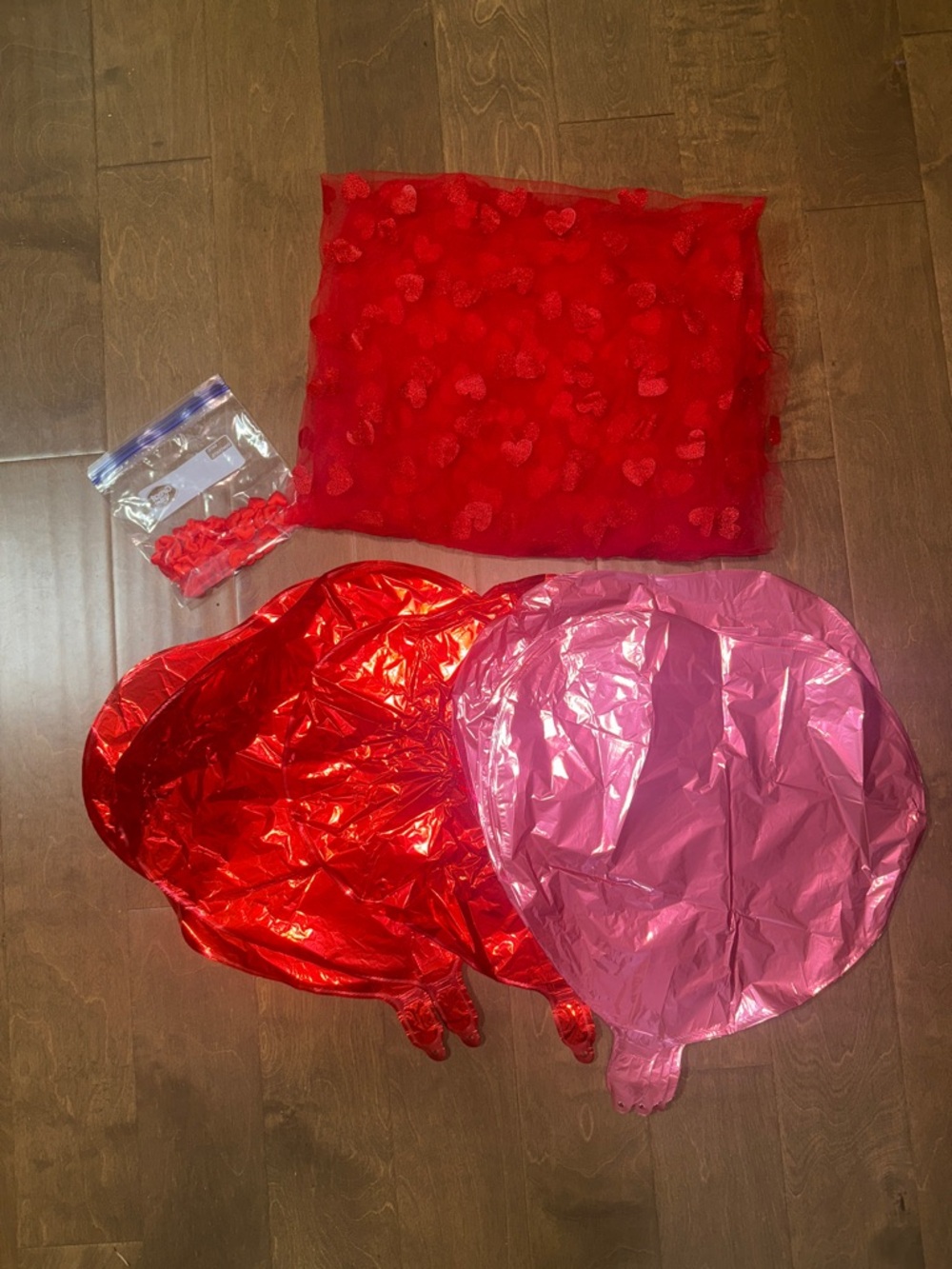 Red and Pink Heart Party Balloon and Decorations Set